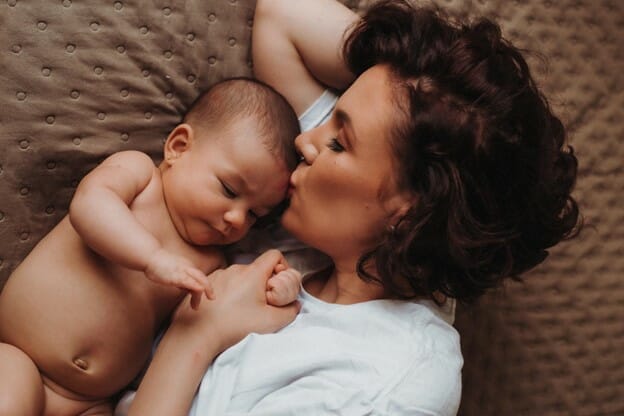 Thriving Through the 4th Trimester: Navigating the Challenges of Early Motherhood